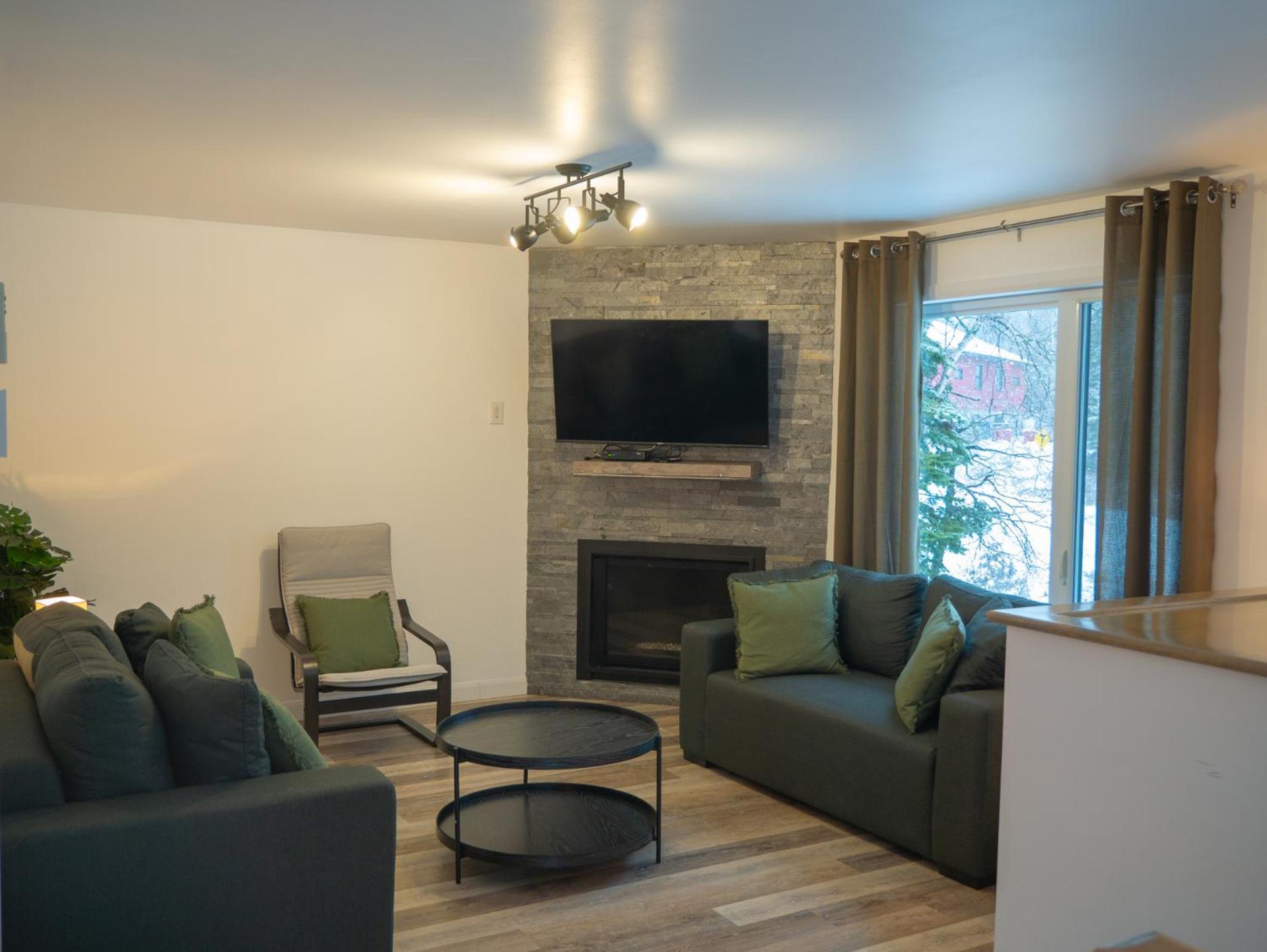 Cottage Quebec - Olivine Петит-Ривьер-Сен-Франсуа Экстерьер фото